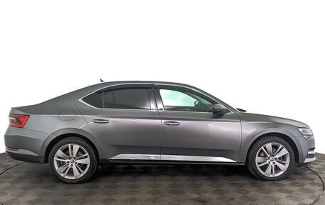 Skoda Superb III рестайлинг, 2022 год, 3 300 000 рублей, 4 фотография