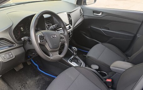 Hyundai Solaris II рестайлинг, 2021 год, 1 800 000 рублей, 5 фотография