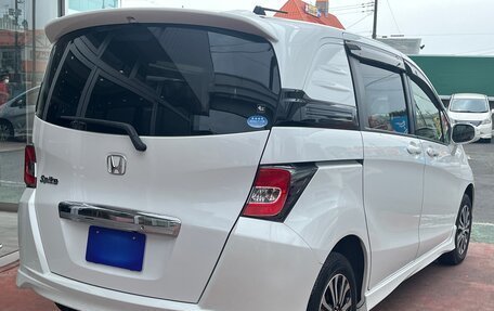 Honda Freed I, 2016 год, 790 000 рублей, 6 фотография