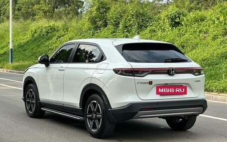 Honda Vezel, 2022 год, 1 590 000 рублей, 5 фотография