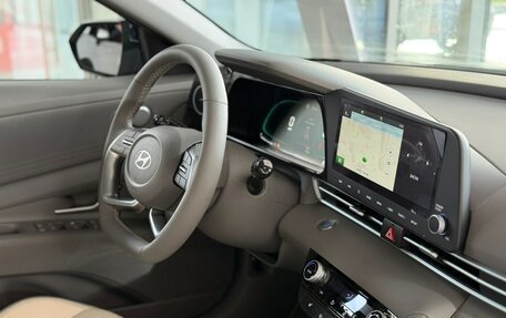 Hyundai Elantra, 2025 год, 2 950 000 рублей, 7 фотография