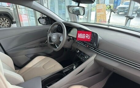 Hyundai Elantra, 2025 год, 2 950 000 рублей, 10 фотография