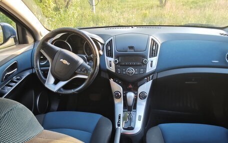 Chevrolet Cruze II, 2013 год, 650 000 рублей, 7 фотография