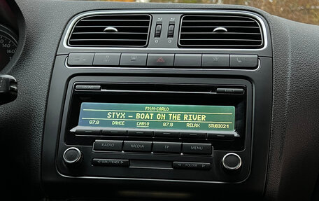 Volkswagen Polo VI (EU Market), 2011 год, 650 000 рублей, 18 фотография