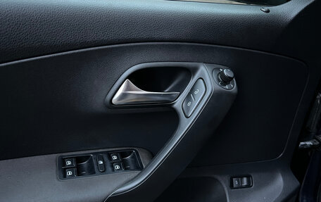 Volkswagen Polo VI (EU Market), 2011 год, 650 000 рублей, 15 фотография