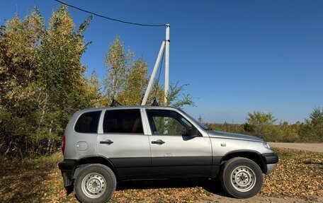 Chevrolet Niva I рестайлинг, 2003 год, 250 000 рублей, 5 фотография