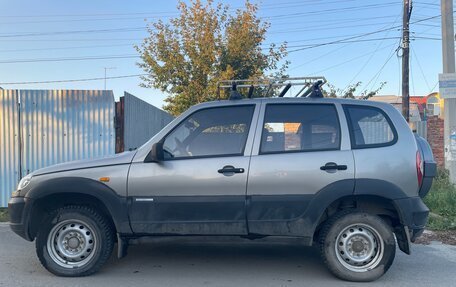 Chevrolet Niva I рестайлинг, 2009 год, 440 000 рублей, 3 фотография