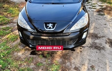 Peugeot 308 II, 2010 год, 582 000 рублей, 3 фотография