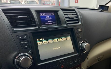 Toyota Highlander III, 2011 год, 2 180 000 рублей, 10 фотография