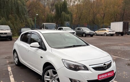 Opel Astra J, 2011 год, 1 200 000 рублей, 1 фотография