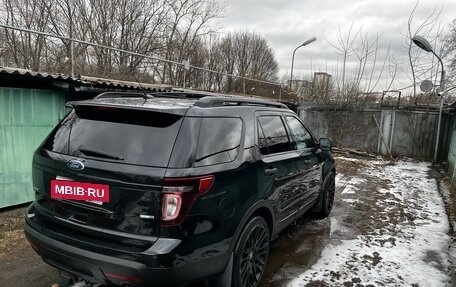 Ford Explorer VI, 2013 год, 1 500 000 рублей, 15 фотография