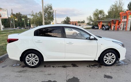 KIA Rio IV, 2017 год, 1 490 000 рублей, 5 фотография