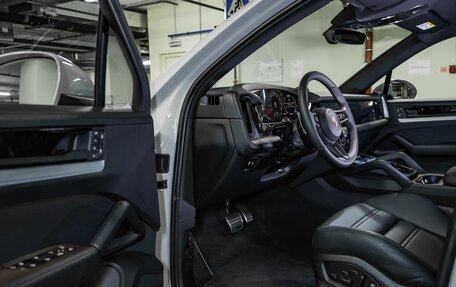 Porsche Cayenne III, 2025 год, 19 200 000 рублей, 13 фотография