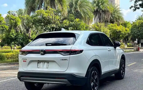 Honda Vezel, 2022 год, 1 520 000 рублей, 6 фотография