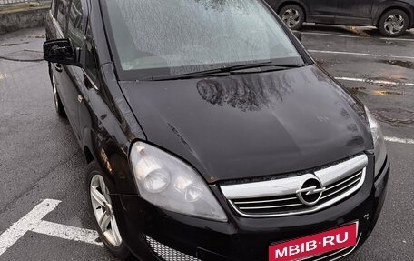 Opel Zafira B, 2011 год, 400 000 рублей, 1 фотография