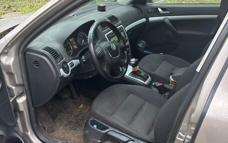 Skoda Octavia, 2010 год, 650 000 рублей, 9 фотография