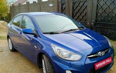 Hyundai Solaris II рестайлинг, 2012 год, 910 000 рублей, 1 фотография
