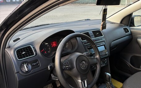 Volkswagen Polo VI (EU Market), 2012 год, 750 000 рублей, 10 фотография