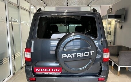 ЛуАЗ Patriot, 2017 год, 855 000 рублей, 3 фотография