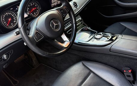 Mercedes-Benz E-Класс, 2017 год, 2 404 000 рублей, 6 фотография