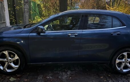 Mercedes-Benz GLA, 2019 год, 2 950 000 рублей, 3 фотография