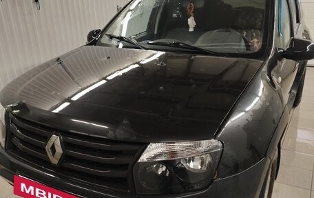 Renault Duster I рестайлинг, 2014 год, 730 000 рублей, 2 фотография