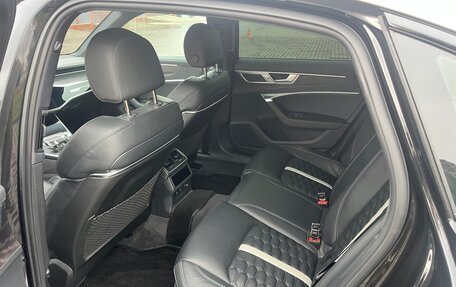 Audi A6, 2023 год, 6 100 000 рублей, 10 фотография