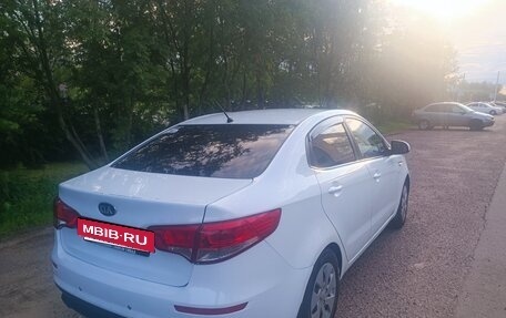 KIA Rio III рестайлинг, 2016 год, 599 999 рублей, 6 фотография