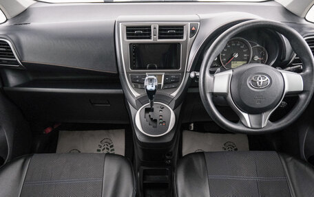 Toyota Ractis II, 2011 год, 829 000 рублей, 10 фотография