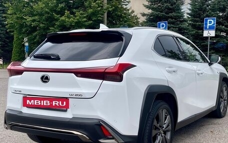 Lexus UX I, 2019 год, 2 700 000 рублей, 6 фотография