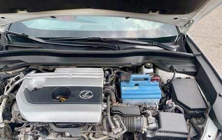 Lexus UX I, 2019 год, 2 700 000 рублей, 15 фотография