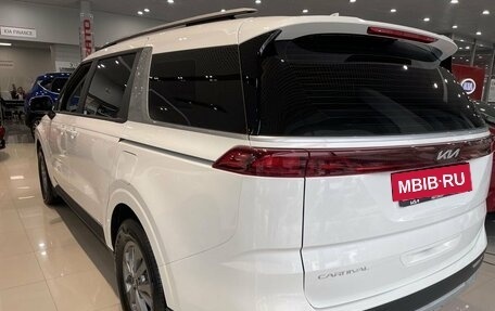 KIA Carnival, 2025 год, 7 000 000 рублей, 4 фотография