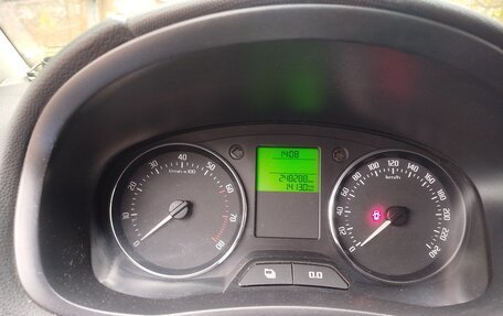 Skoda Fabia II, 2012 год, 550 000 рублей, 7 фотография