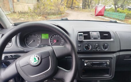 Skoda Fabia II, 2012 год, 550 000 рублей, 6 фотография