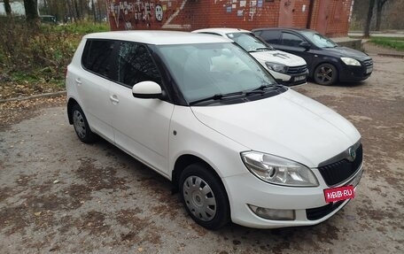 Skoda Fabia II, 2012 год, 550 000 рублей, 3 фотография
