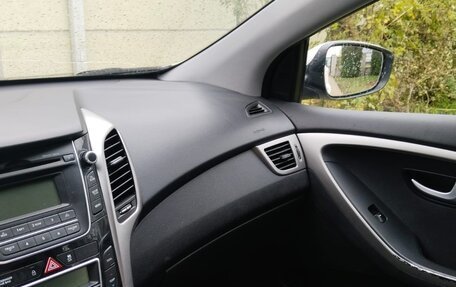 Hyundai i30 II рестайлинг, 2013 год, 900 000 рублей, 8 фотография