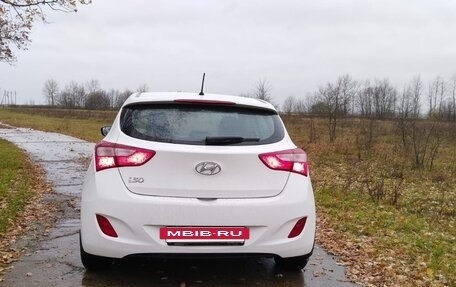 Hyundai i30 II рестайлинг, 2013 год, 900 000 рублей, 4 фотография
