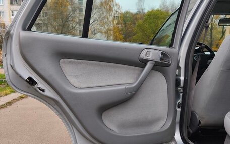 Volkswagen Pointer, 2005 год, 390 000 рублей, 24 фотография