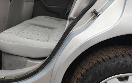 Volkswagen Pointer, 2005 год, 390 000 рублей, 25 фотография