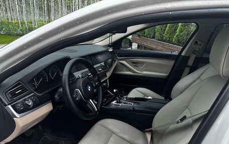 BMW 5 серия, 2011 год, 1 350 000 рублей, 4 фотография