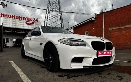 BMW 5 серия, 2011 год, 1 350 000 рублей, 6 фотография