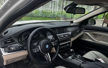 BMW 5 серия, 2011 год, 1 350 000 рублей, 13 фотография