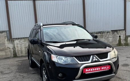 Mitsubishi Outlander III рестайлинг 3, 2007 год, 1 100 000 рублей, 13 фотография