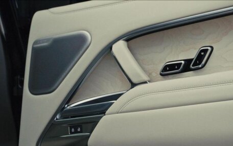 Land Rover Range Rover IV рестайлинг, 2022 год, 25 000 000 рублей, 12 фотография