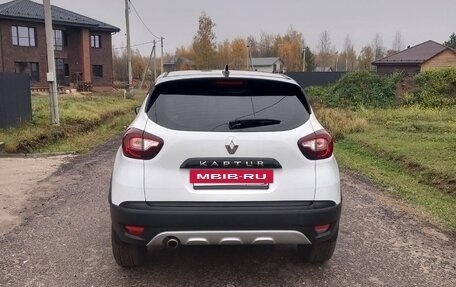 Renault Kaptur I рестайлинг, 2022 год, 1 650 000 рублей, 6 фотография