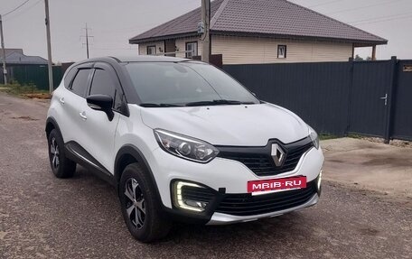 Renault Kaptur I рестайлинг, 2022 год, 1 650 000 рублей, 5 фотография