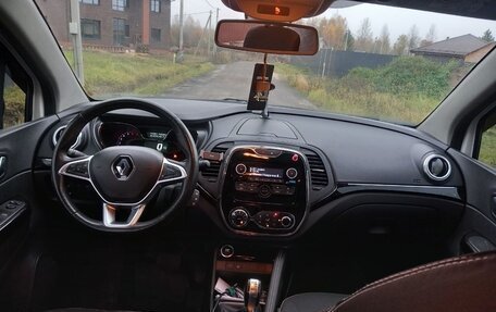 Renault Kaptur I рестайлинг, 2022 год, 1 650 000 рублей, 9 фотография