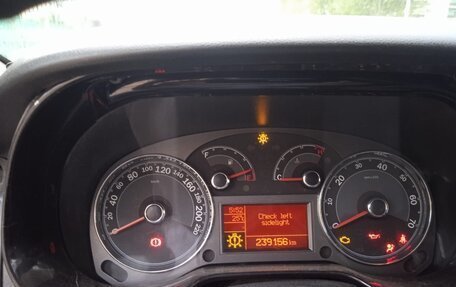 Fiat Linea, 2010 год, 620 000 рублей, 8 фотография