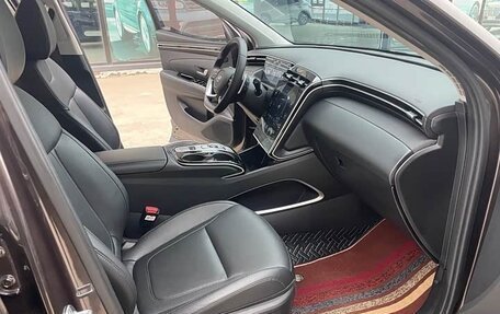 Hyundai Tucson, 2023 год, 2 280 000 рублей, 13 фотография