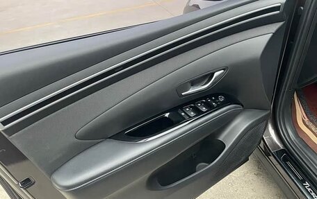 Hyundai Tucson, 2023 год, 2 280 000 рублей, 8 фотография